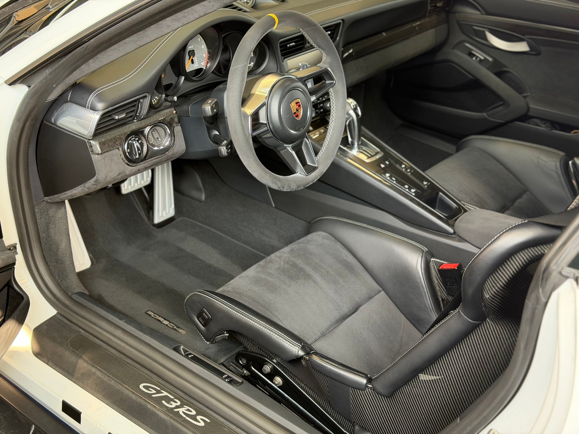 PORSCHE 911 GT3 RS PDK-image-6