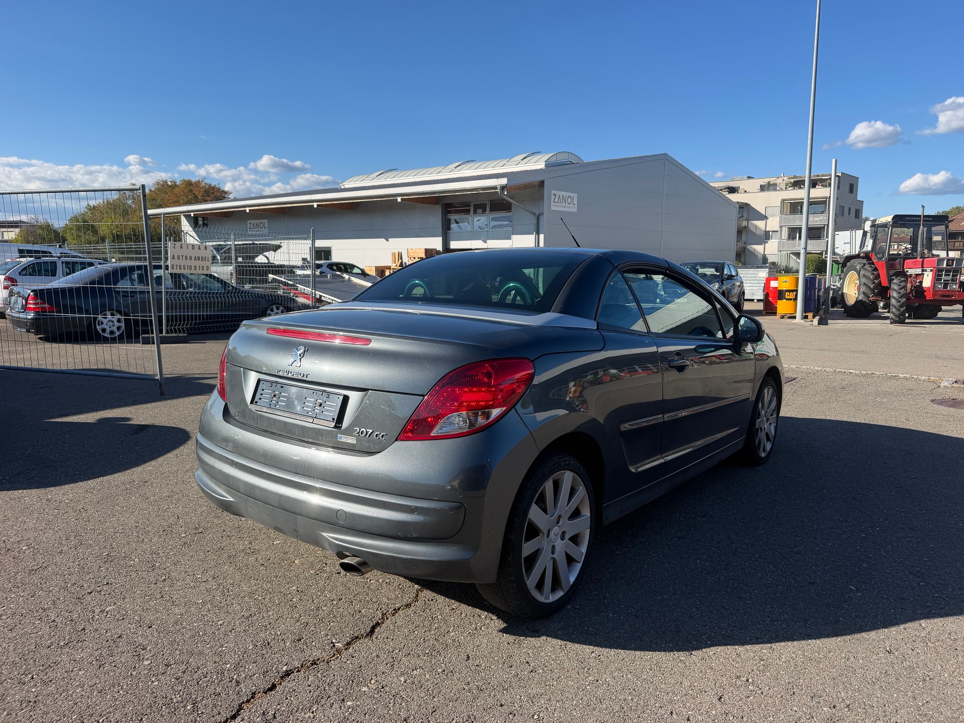 PEUGEOT 207 CC 1.6 16V Allure Automatic-image-3