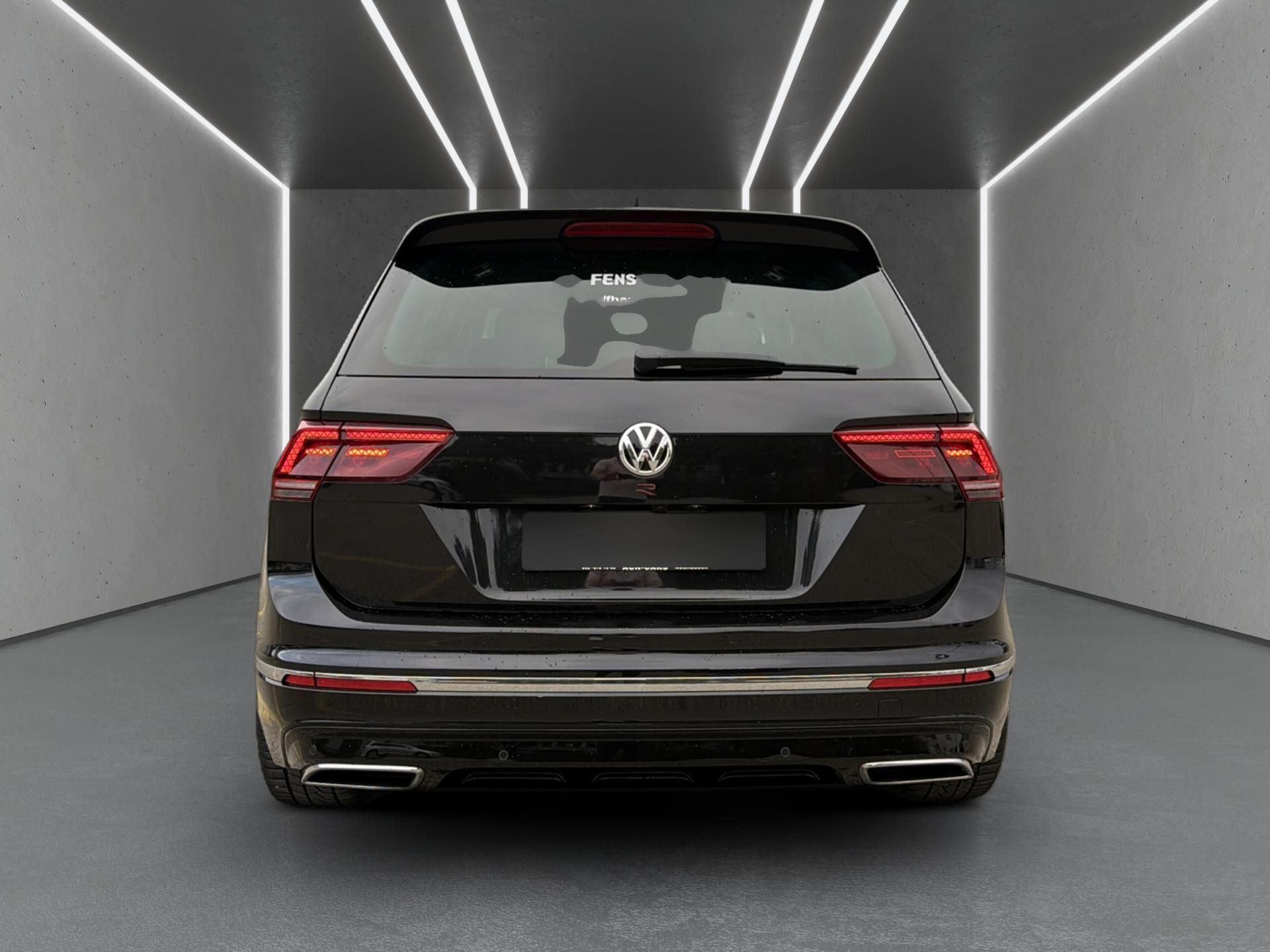 VW Tiguan 2.0 TDI BMT Highline 4Motion-image-4