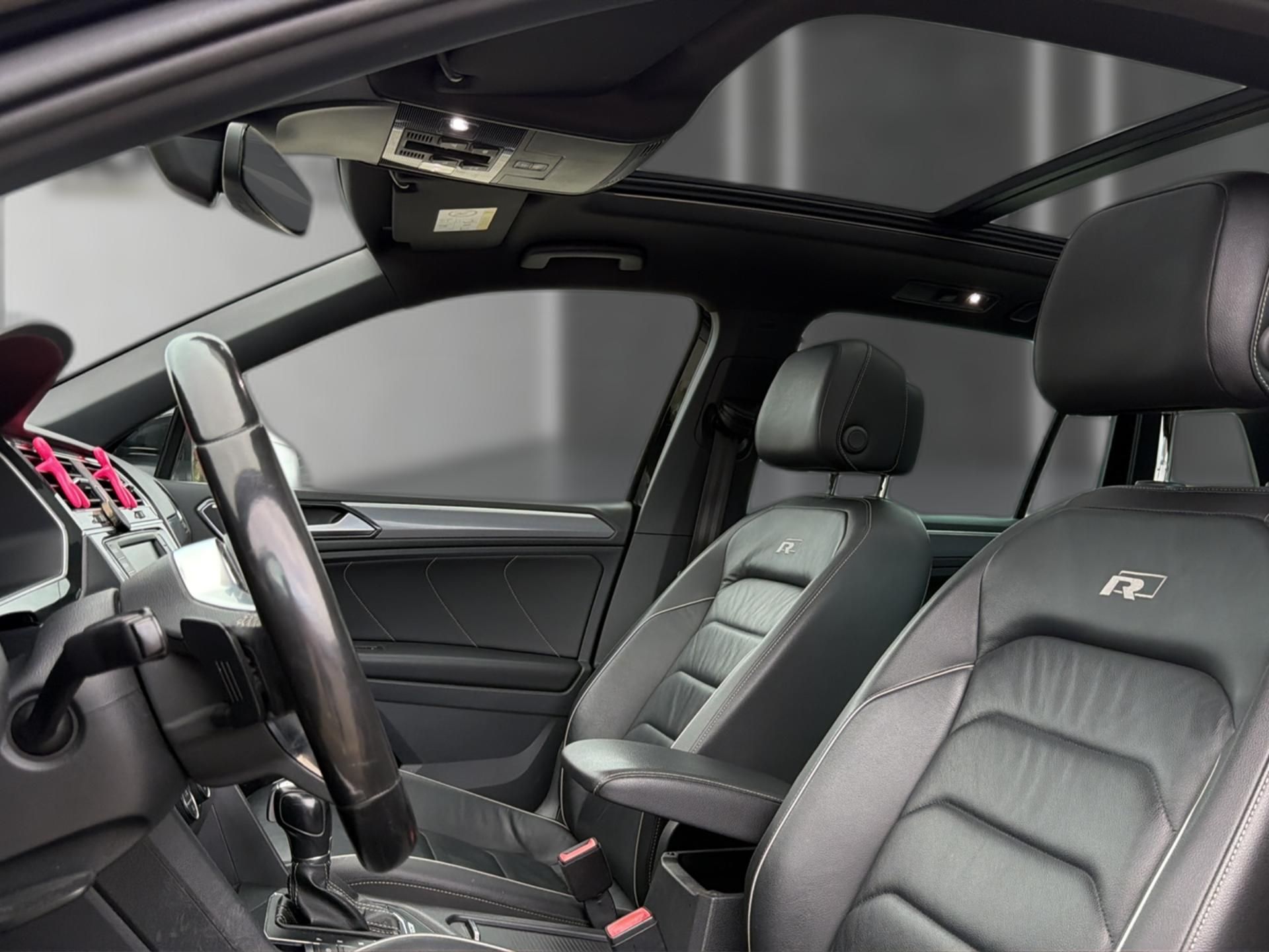 VW Tiguan 2.0 TDI BMT Highline 4Motion-image-10