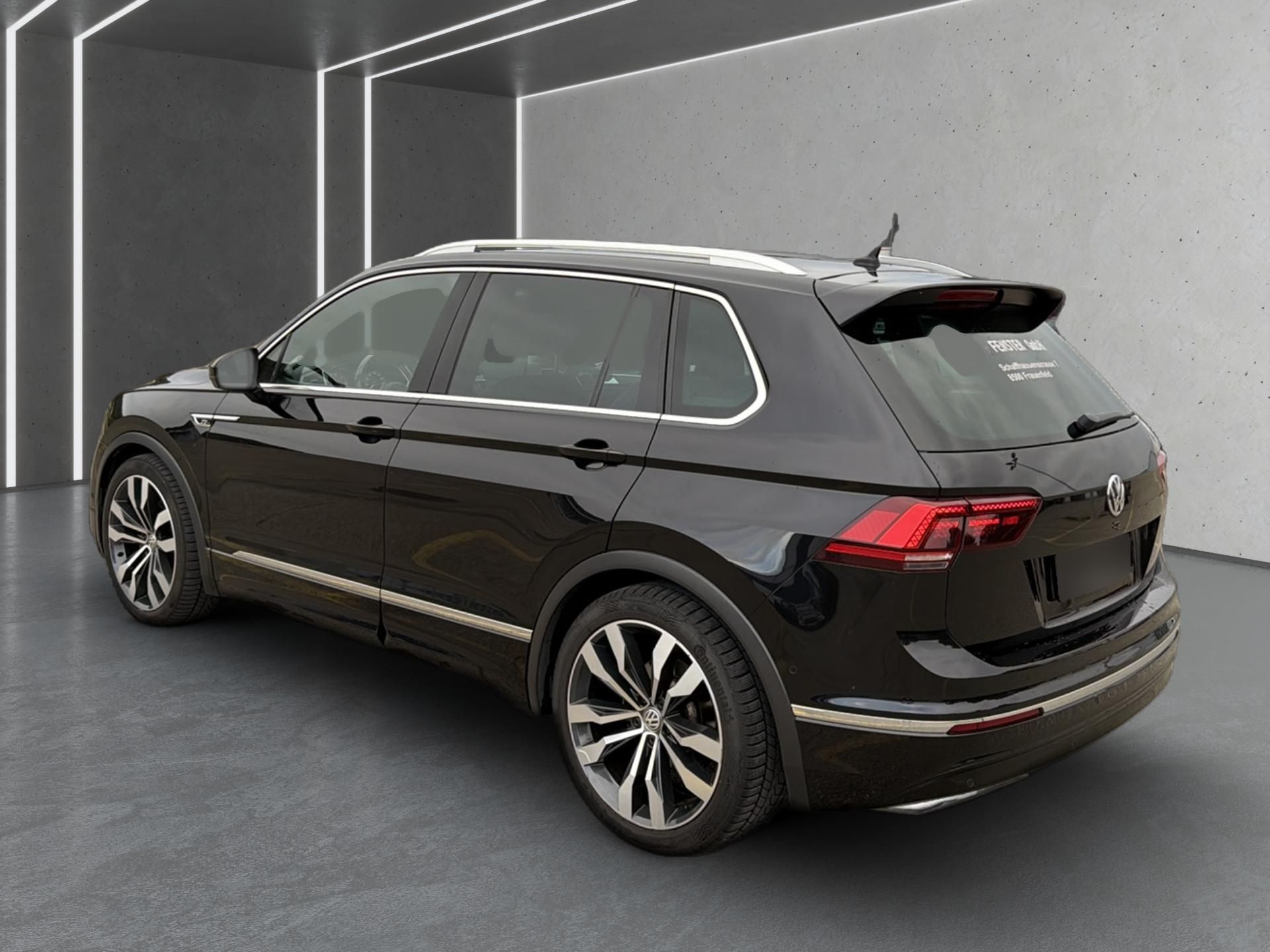 VW Tiguan 2.0 TDI BMT Highline 4Motion-image-3