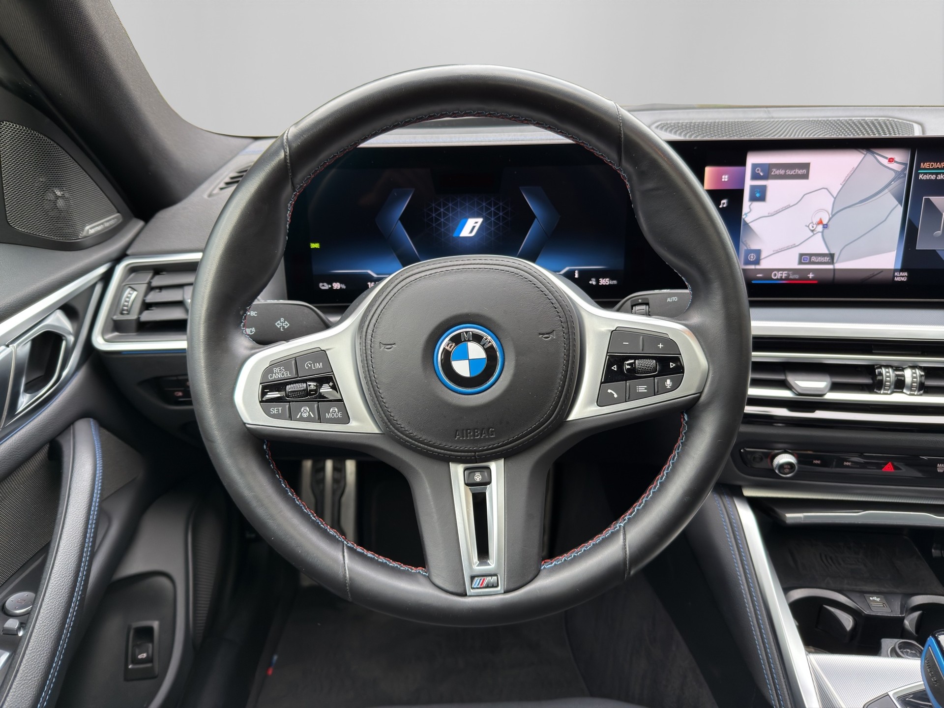 BMW i4 M50-image-11