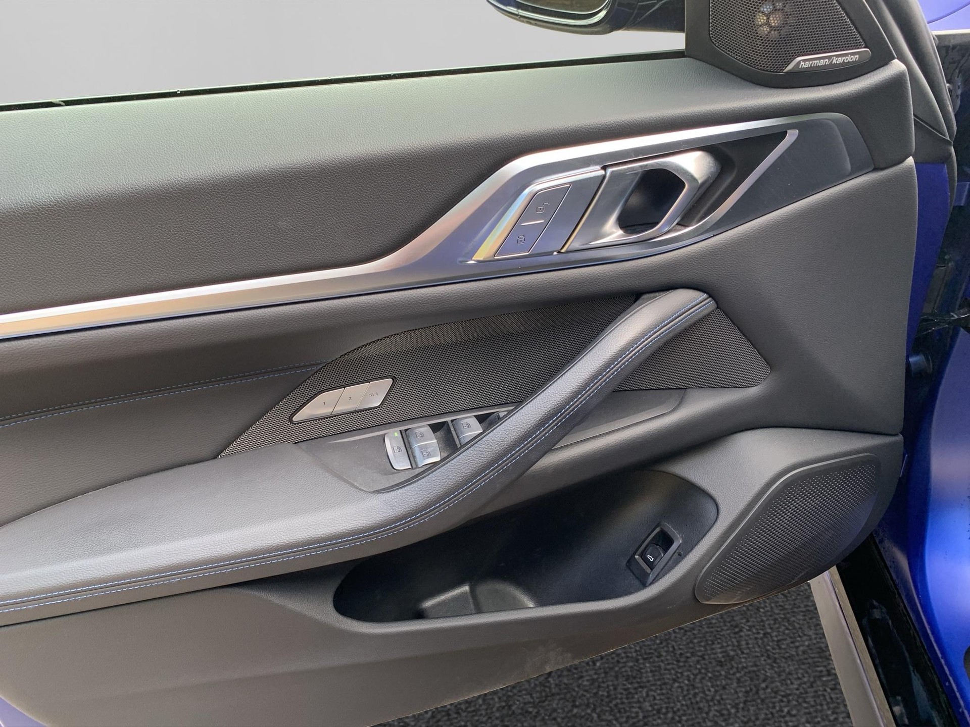 BMW i4 M50-image-9