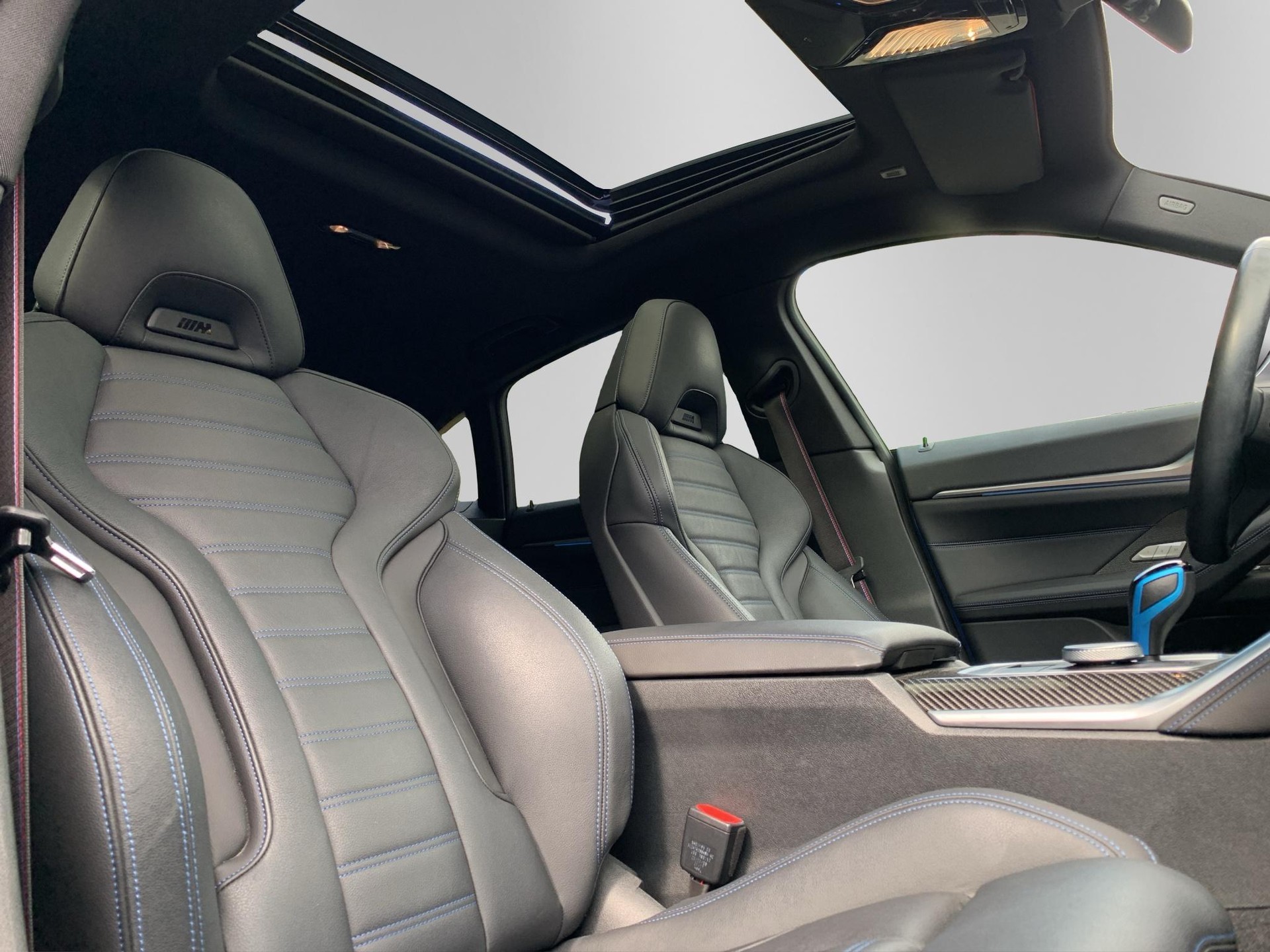 BMW i4 M50-image-10