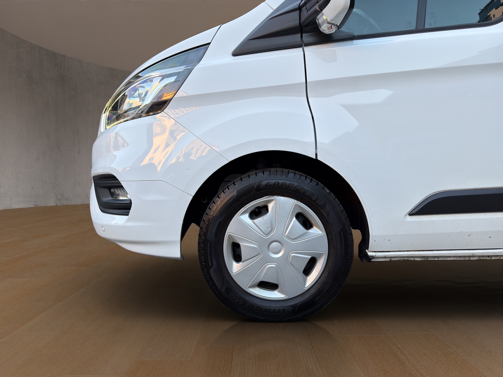 FORD Transit Custom 320 L1H1 Trend A-image-19