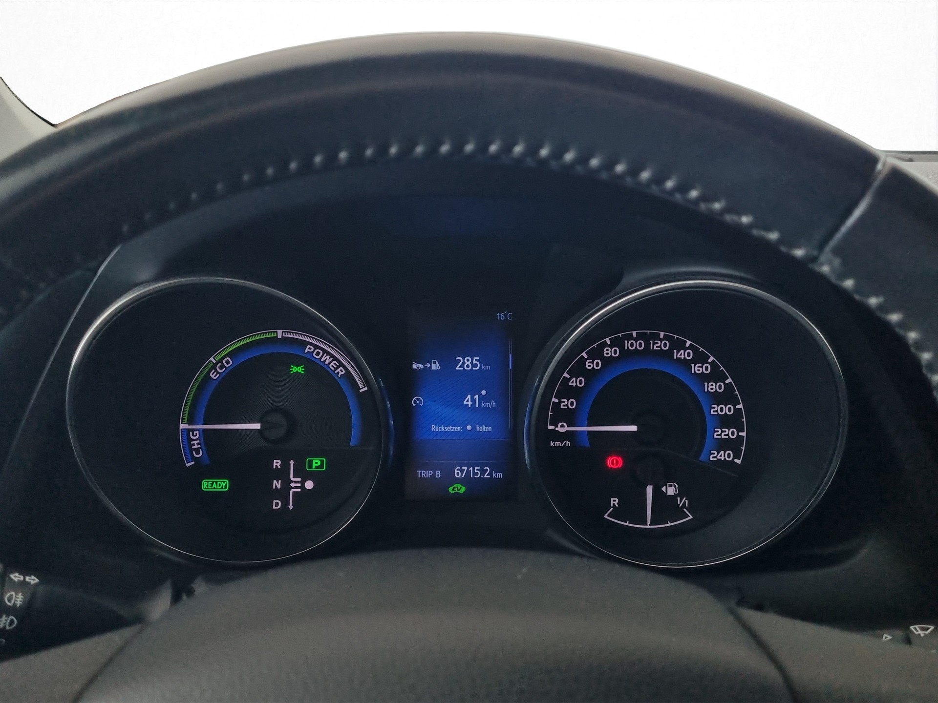 TOYOTA Auris 1.8 HSD Trend-image-10