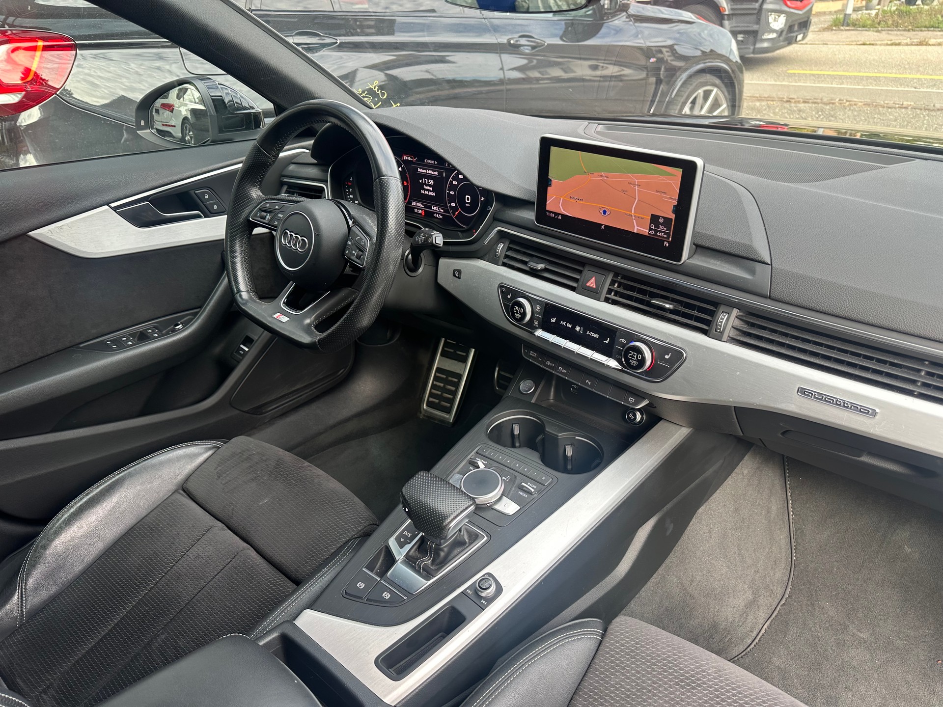 AUDI A4 Avant 2.0 TDI Sport quattro S-tronic-image-6
