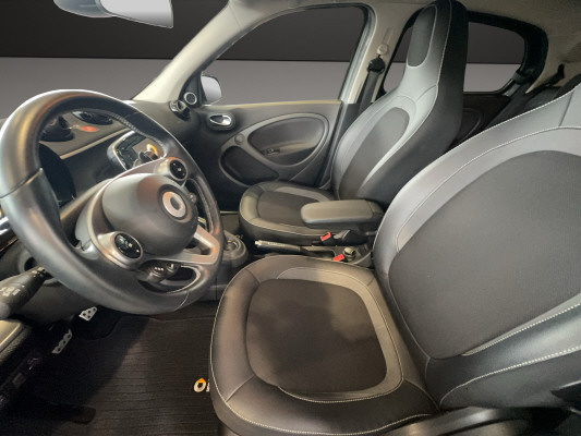 SMART forfour Brabus-image-8