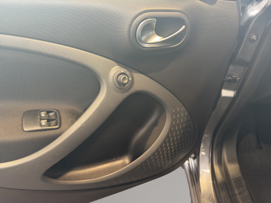 SMART forfour Brabus-image-9