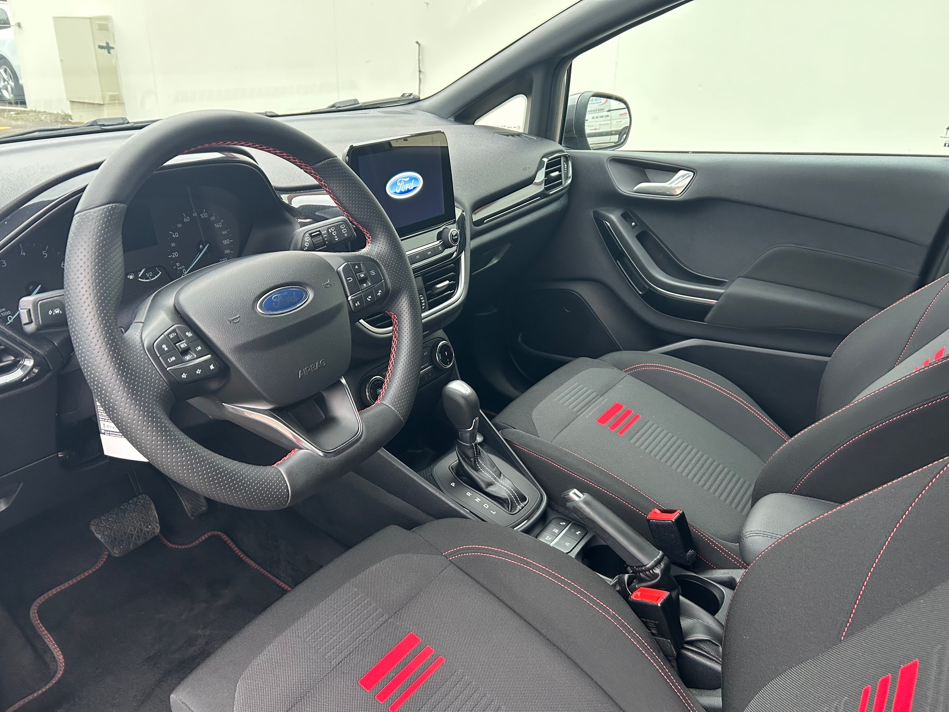 FORD Fiesta 1.0 SCTi MHEV ST Line X Automat-image-6