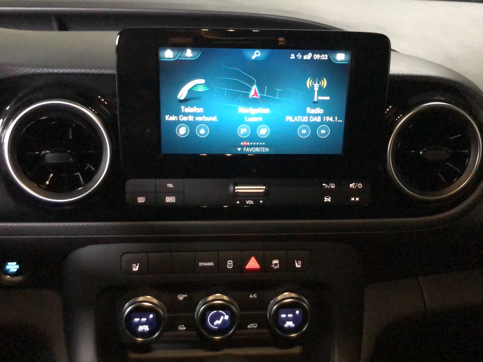 MERCEDES-BENZ eCitan Standard Pro-image-12