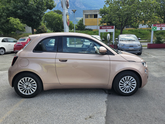 FIAT 500 el 87 kW Cult Edition-image-3