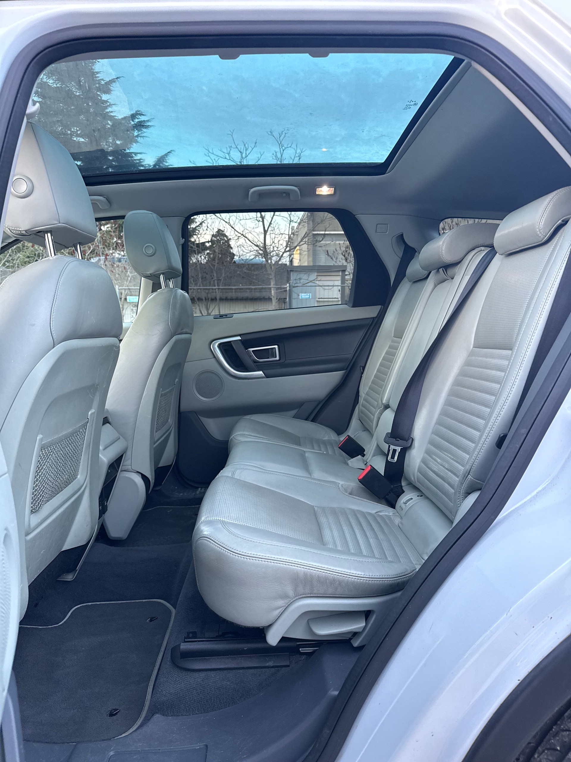 LAND ROVER Discovery Sport 2.0 Si4 HSE Luxury AT9-image-12