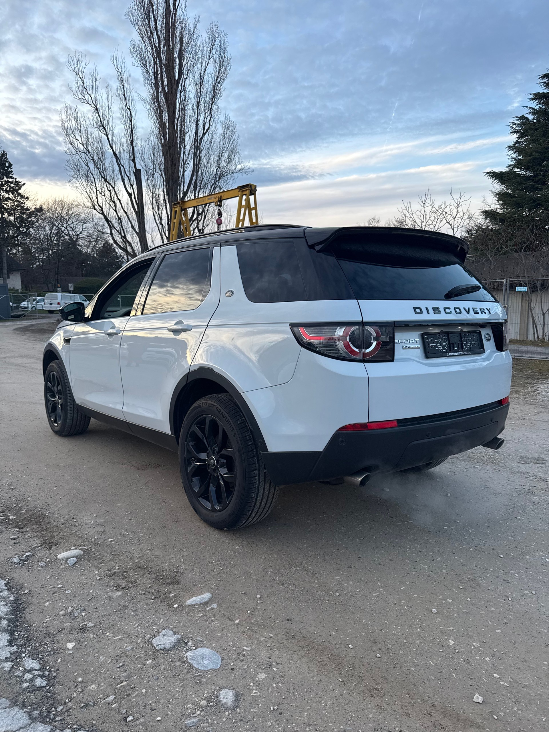 LAND ROVER Discovery Sport 2.0 Si4 HSE Luxury AT9-image-3