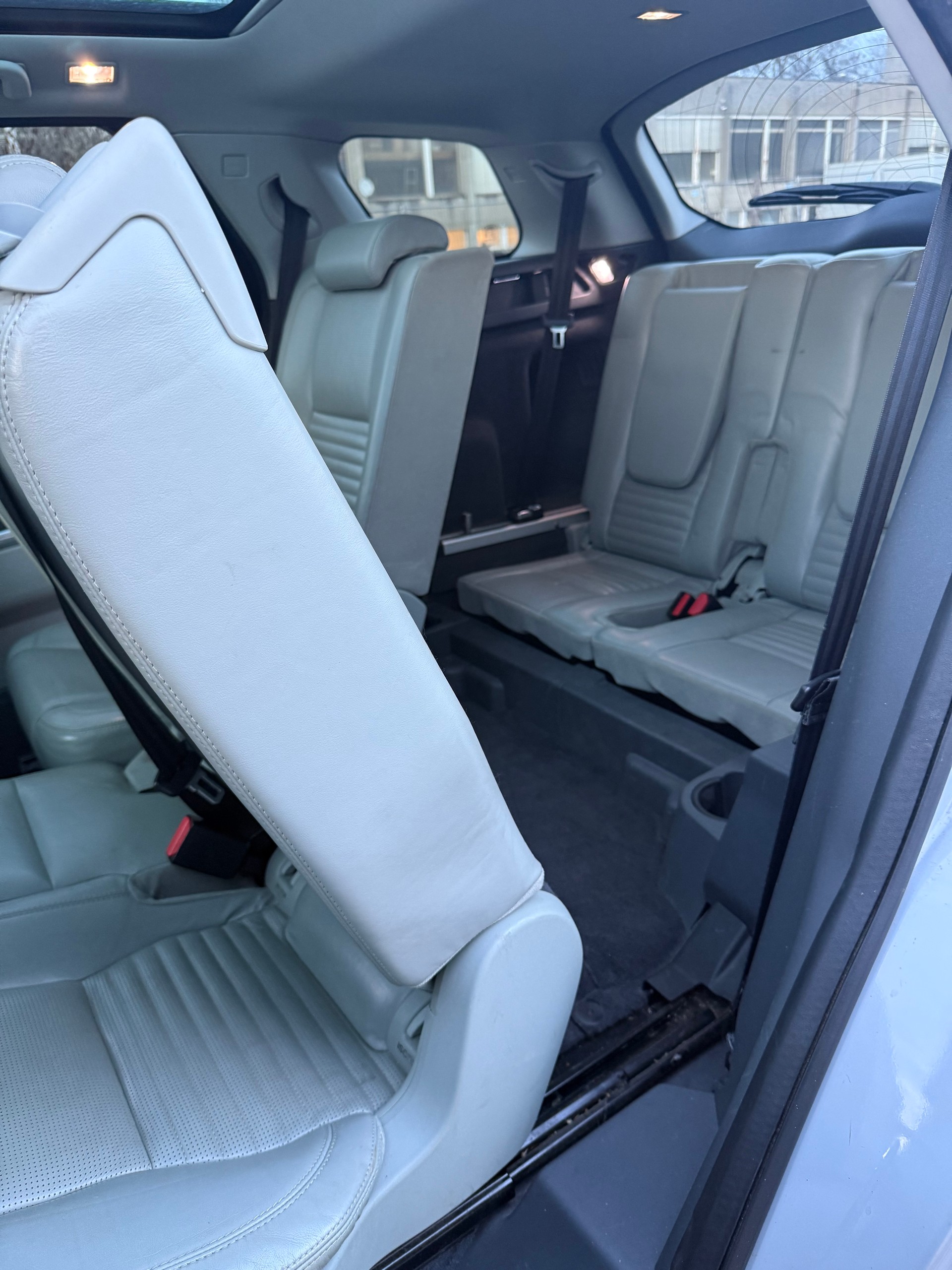 LAND ROVER Discovery Sport 2.0 Si4 HSE Luxury AT9-image-15