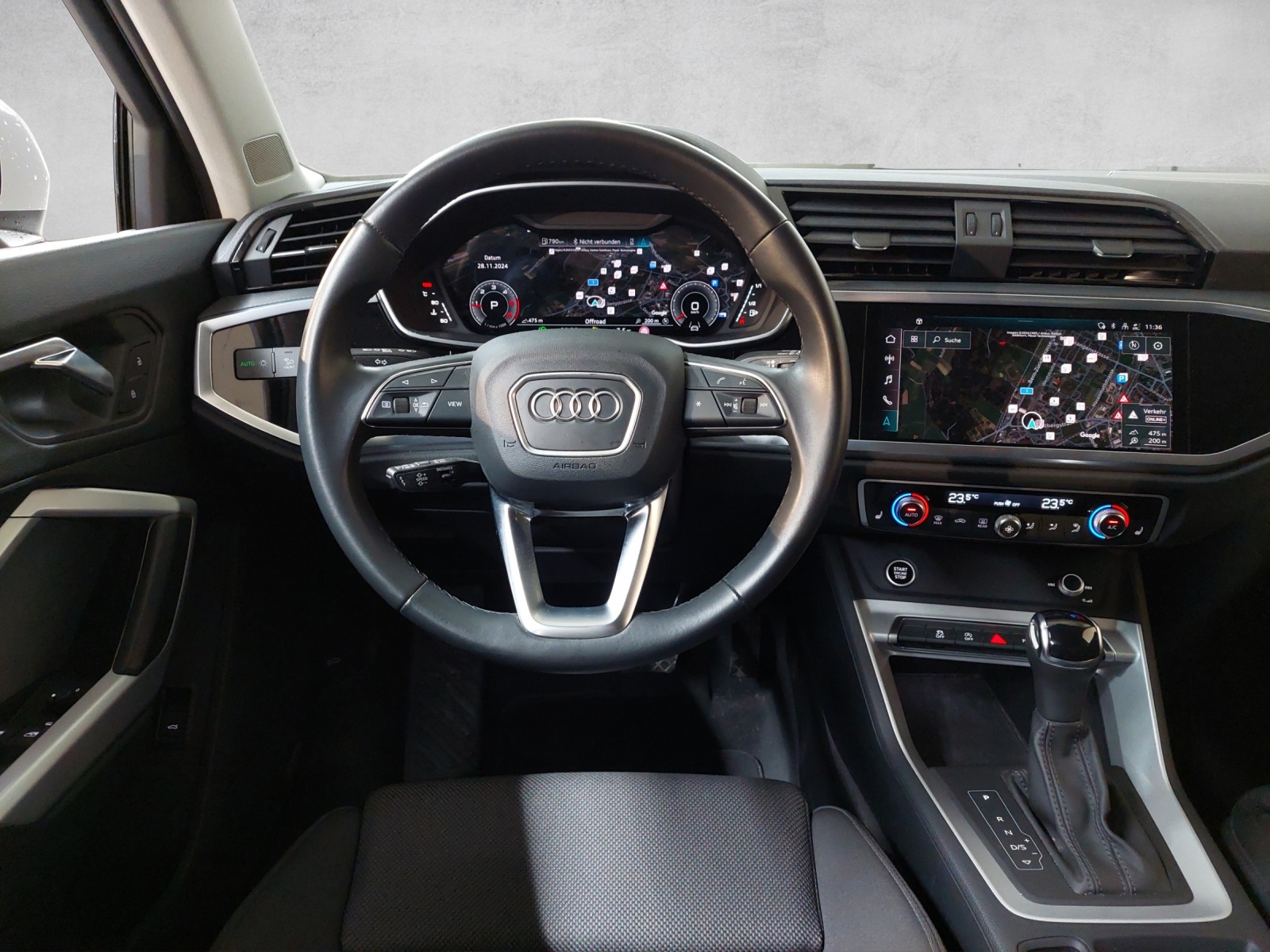 AUDI Q3 35 TDI S line quattro S-tronic-image-6