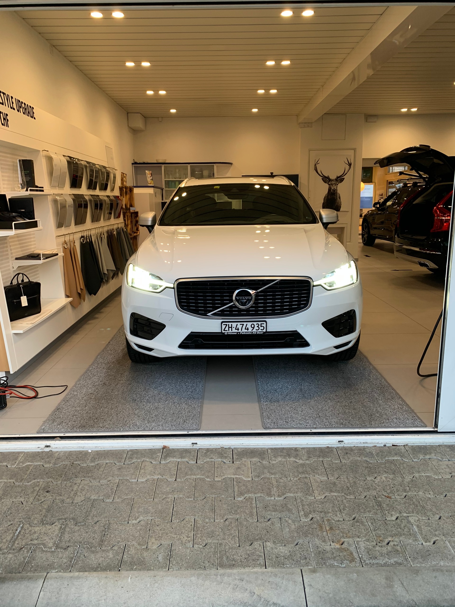 VOLVO XC60 D4 AWD R-Design