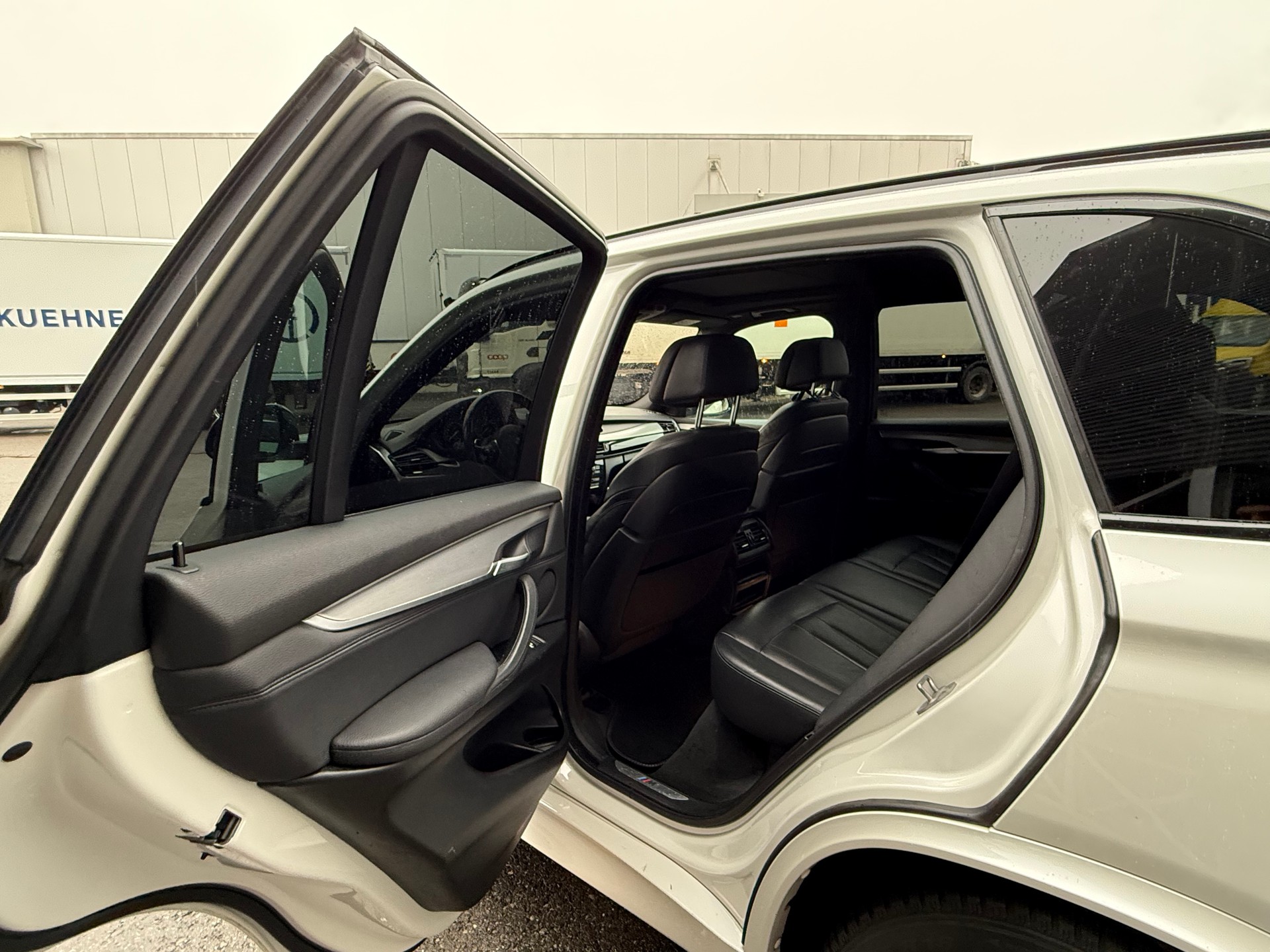 BMW X5 xDrive 40d M-Paket Steptronic-image-14