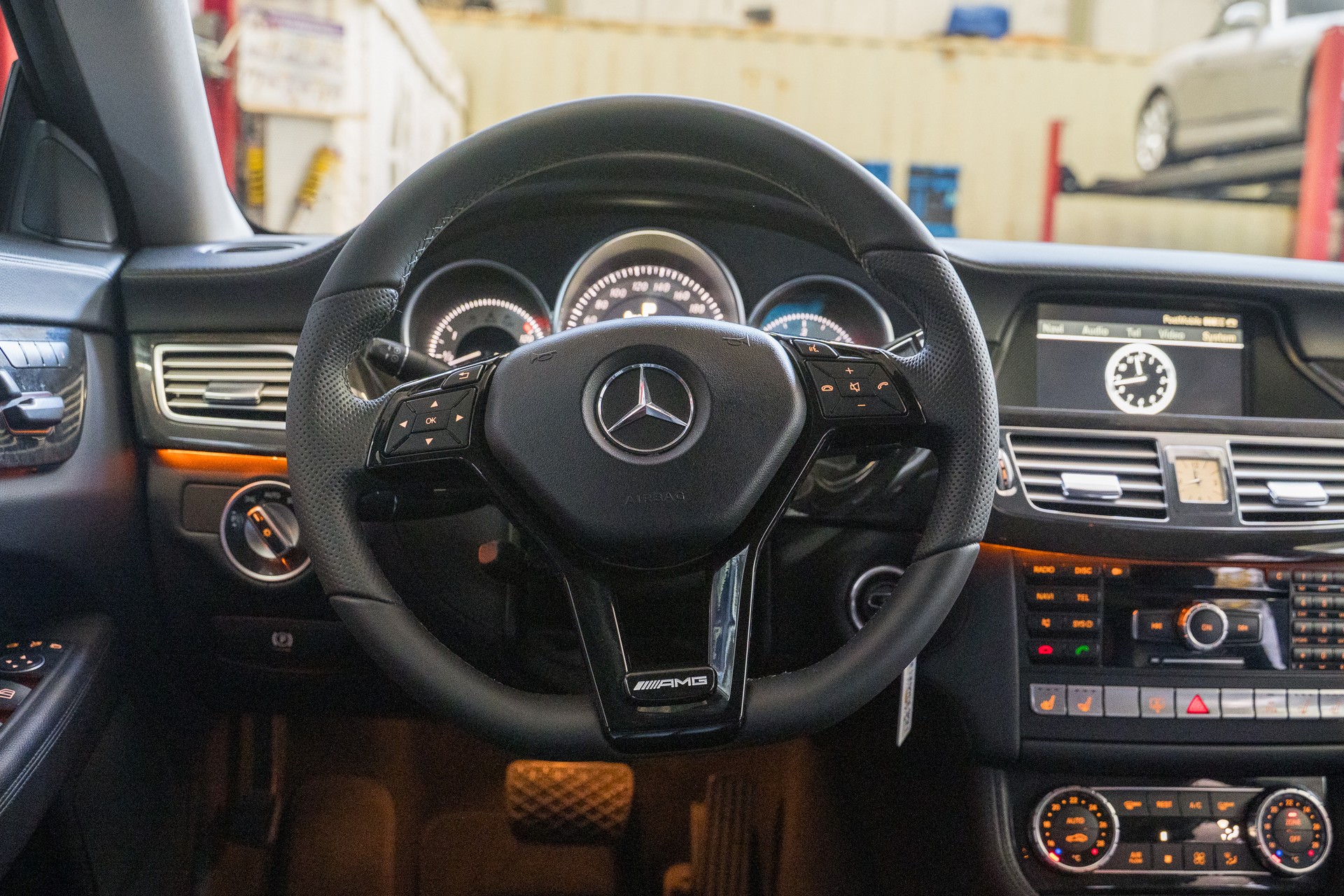 MERCEDES-BENZ CLS 350 CDI 7G-Tronic AMG-Line-image-10
