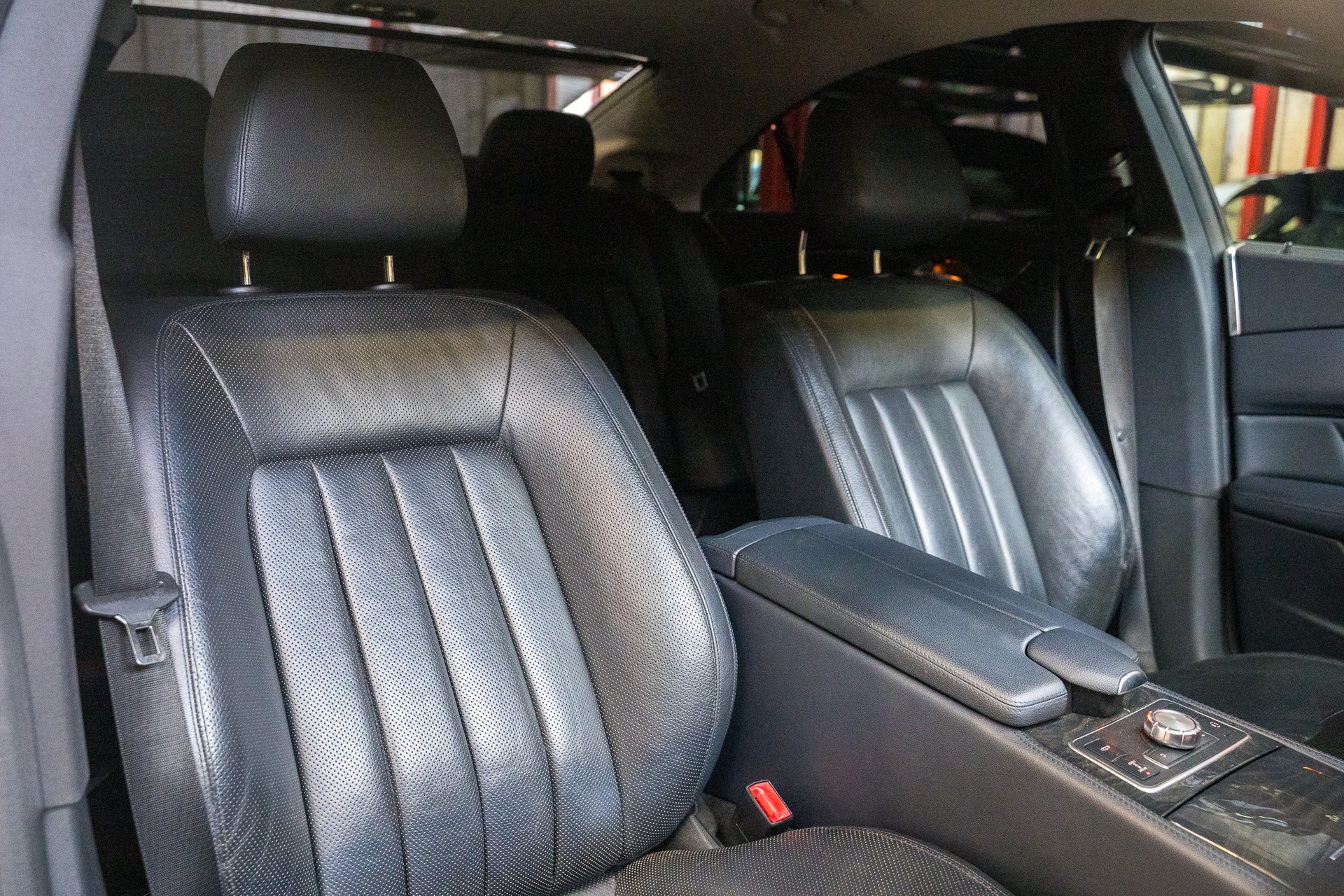 MERCEDES-BENZ CLS 350 CDI 7G-Tronic AMG-Line-image-11
