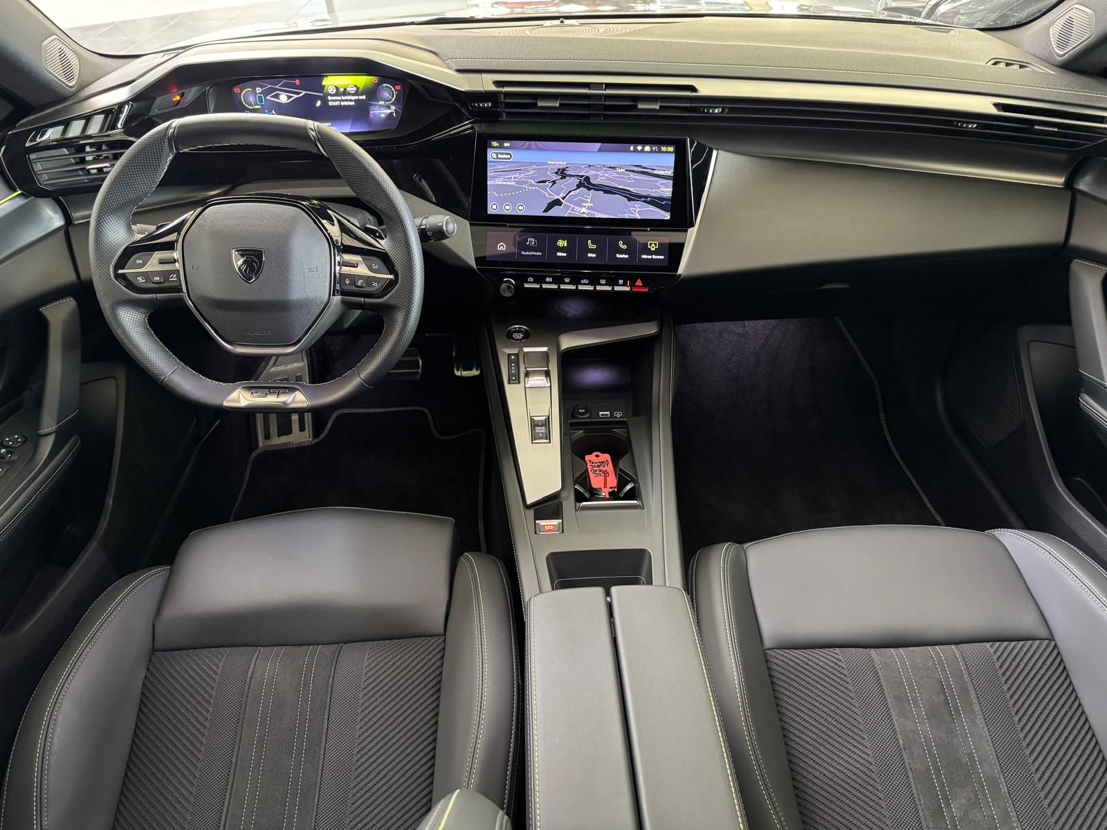 PEUGEOT 308 1.6 PHEV 225 GT-image-6