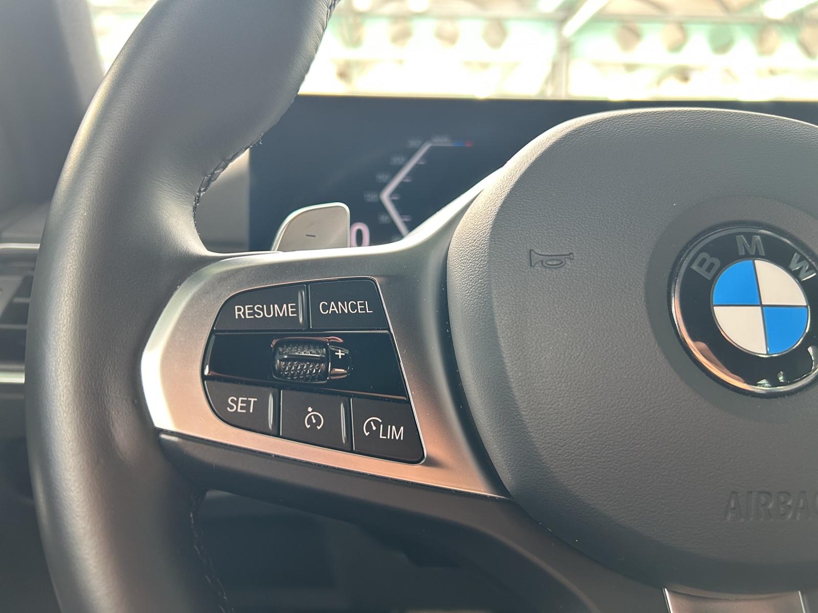 BMW 330d xDrive SAG Touring-image-13