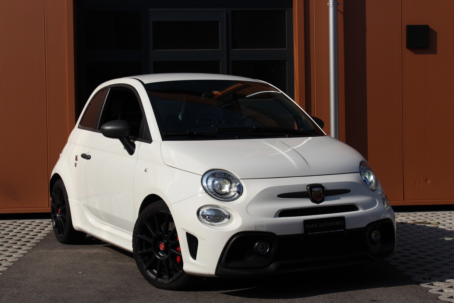 FIAT 595 1.4 16V Turbo Abarth Competizione - "Pack Carbone * Echappement Monza * GPS * Aide au Station. * Distribution faite"-image-0