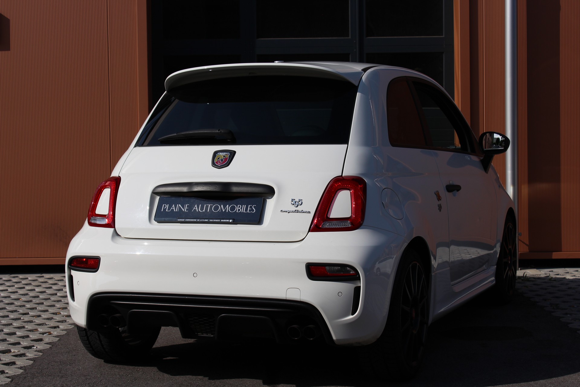 FIAT 595 1.4 16V Turbo Abarth Competizione - "Pack Carbone * Echappement Monza * GPS * Aide au Station. * Distribution faite"-image-6