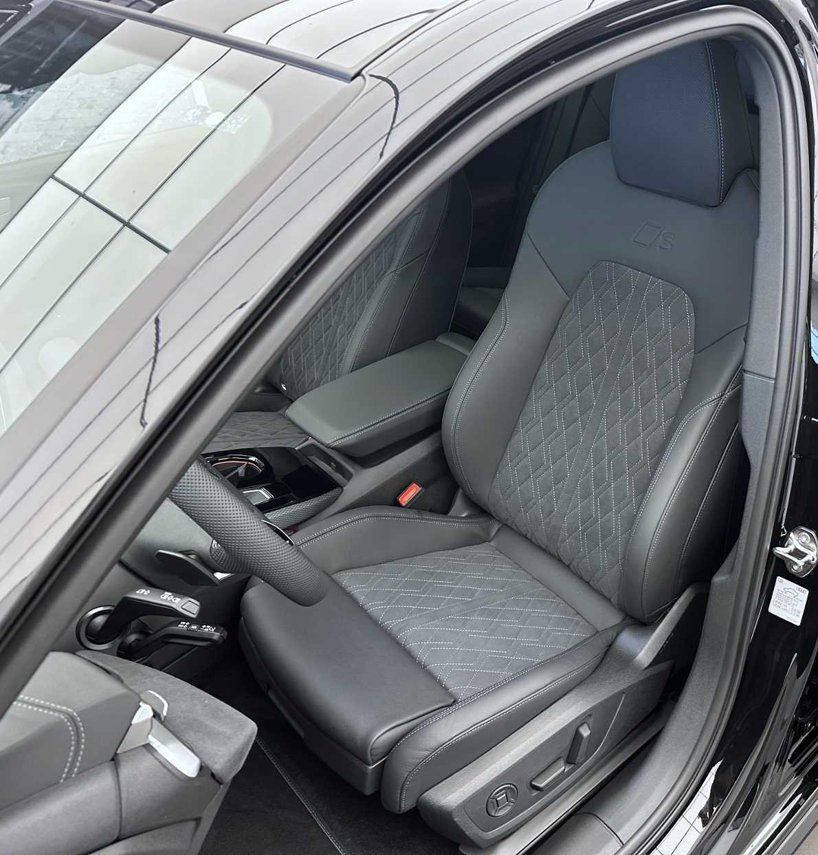 AUDI S5 Avant TFSI quattro S tronic-image-5