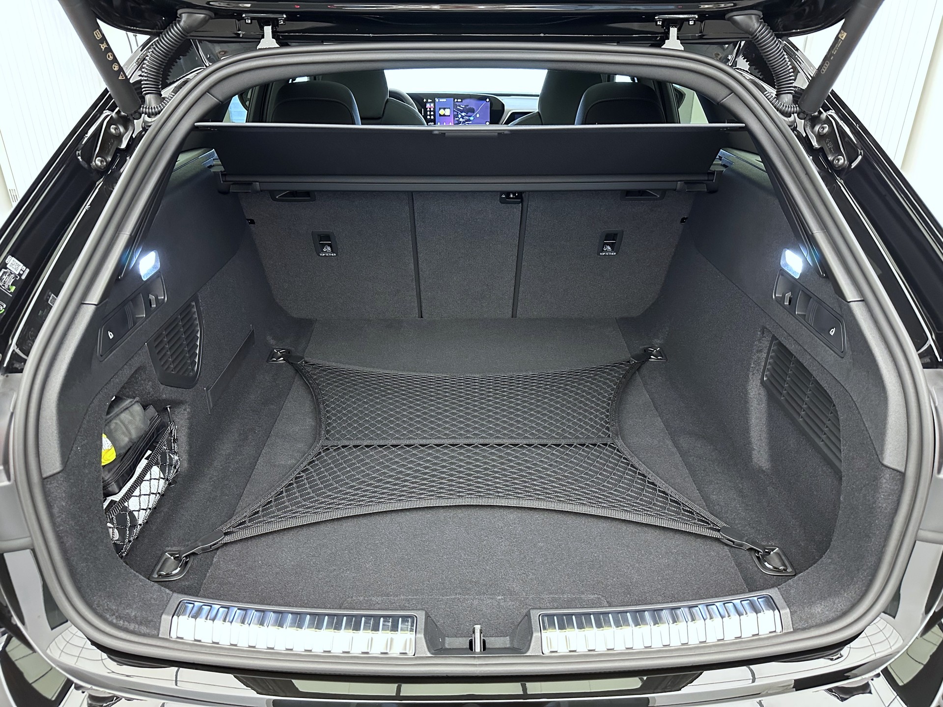 AUDI S5 Avant TFSI quattro S tronic-image-25