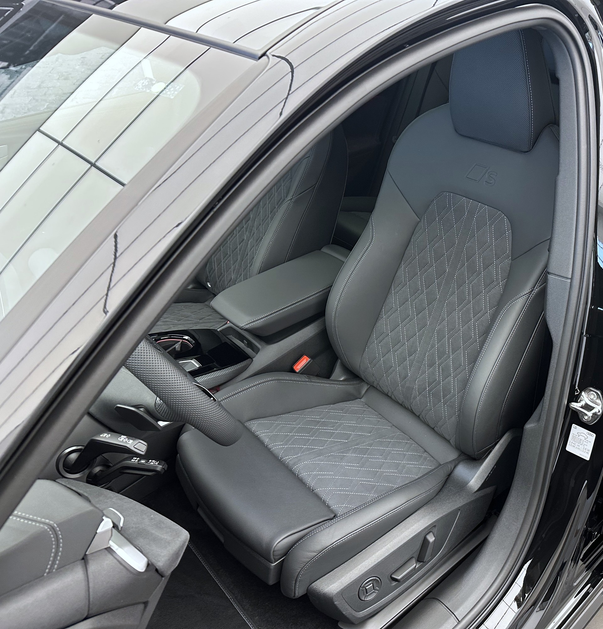 AUDI S5 Avant TFSI quattro S tronic-image-5
