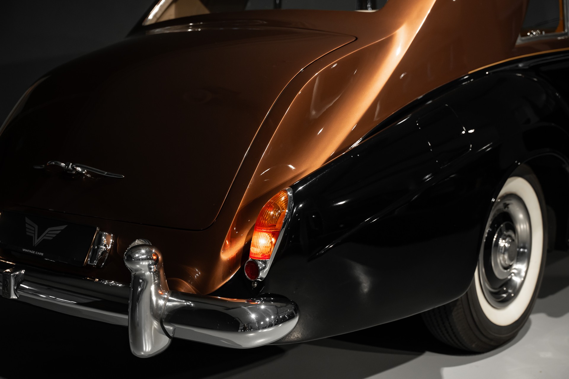 ROLLS-ROYCE Phantom V-image-8