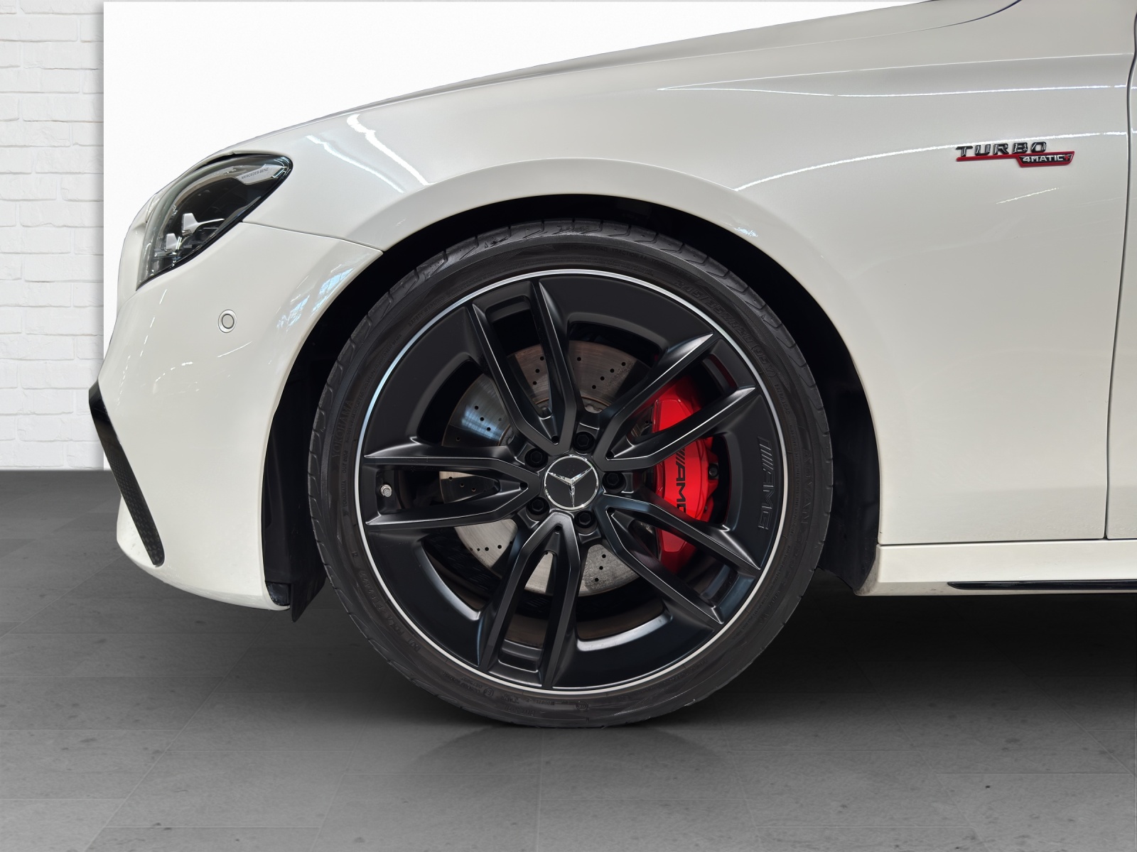 MERCEDES-BENZ AMG E 53 4matic+-image-5