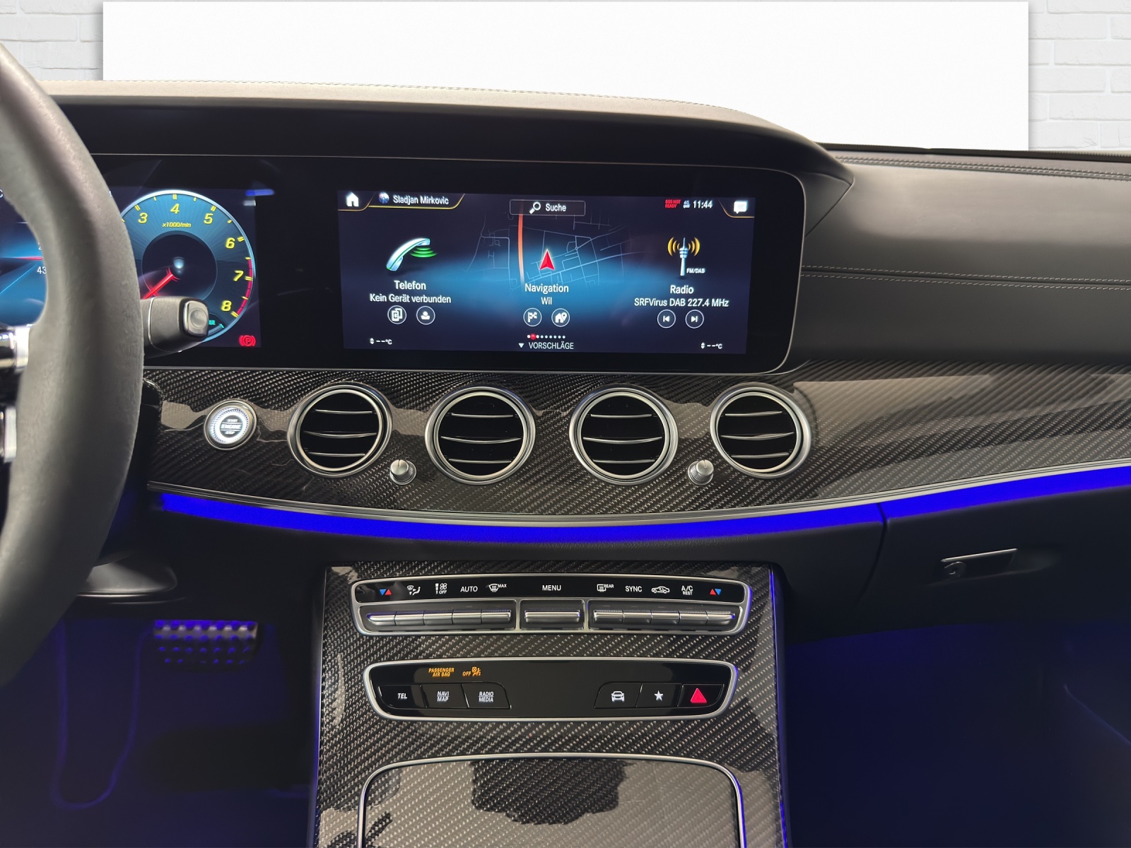 MERCEDES-BENZ AMG E 53 4matic+-image-8