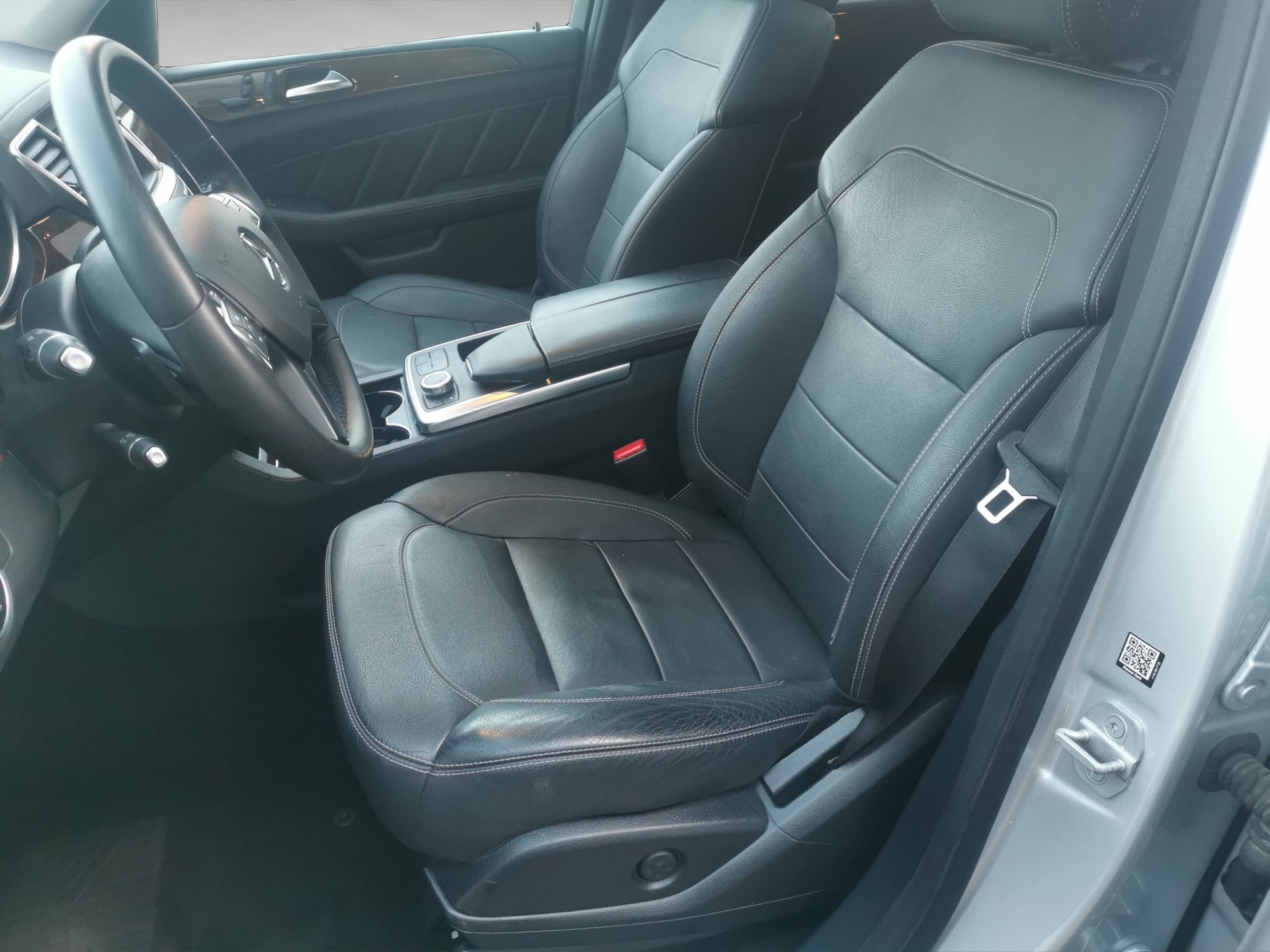 MERCEDES-BENZ GL 350 BlueTEC 4Matic 7G-TRONIC-image-13