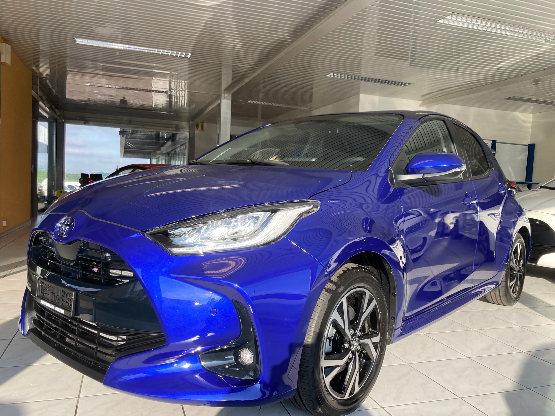 TOYOTA Yaris 1.5 Trend Plus e-CVT-image-0