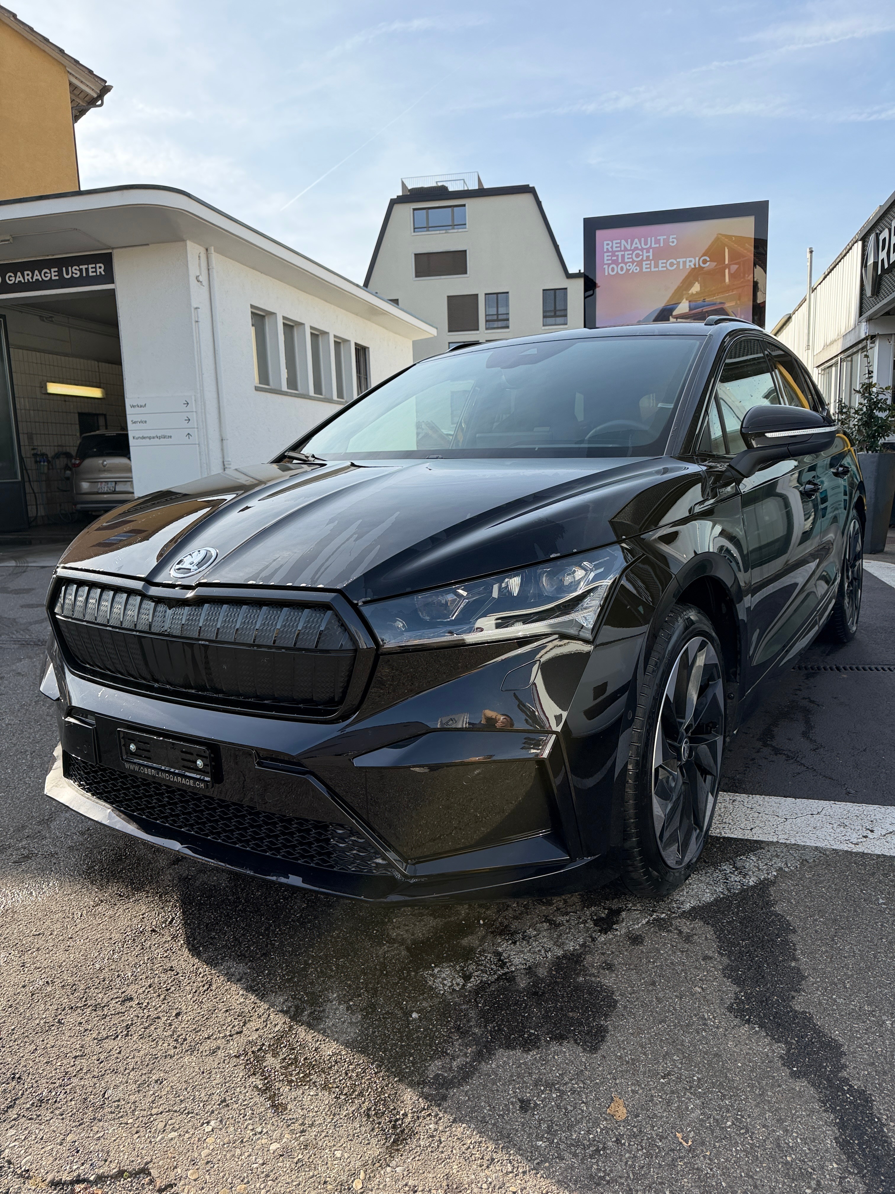 SKODA Enyaq iV 80x SportLine (SUV / Geländewagen) Skoda SKODA Enyaq iV 80x SportLine (SUV / Geländewagen)