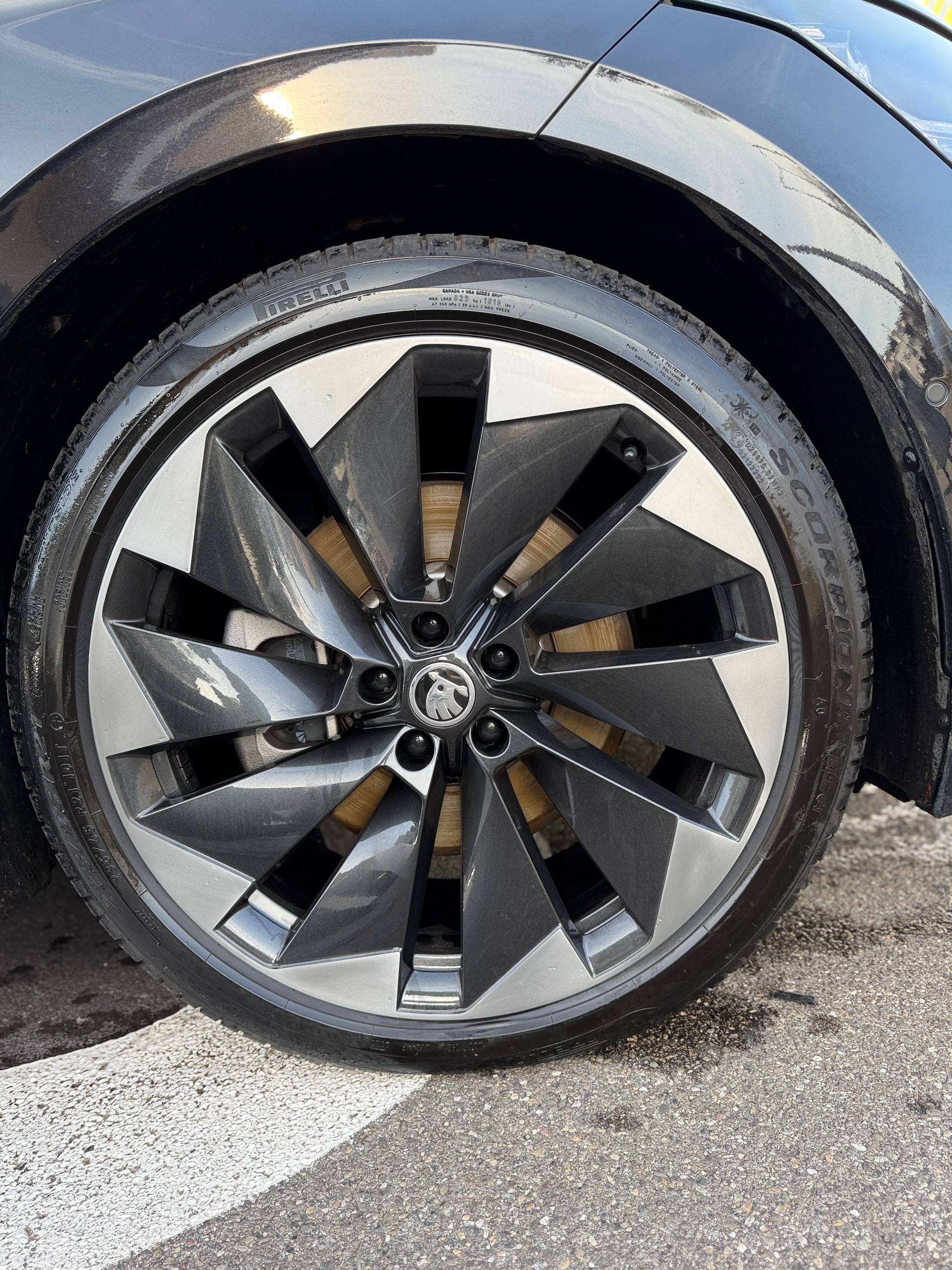 SKODA Enyaq iV 80x SportLine-image-20
