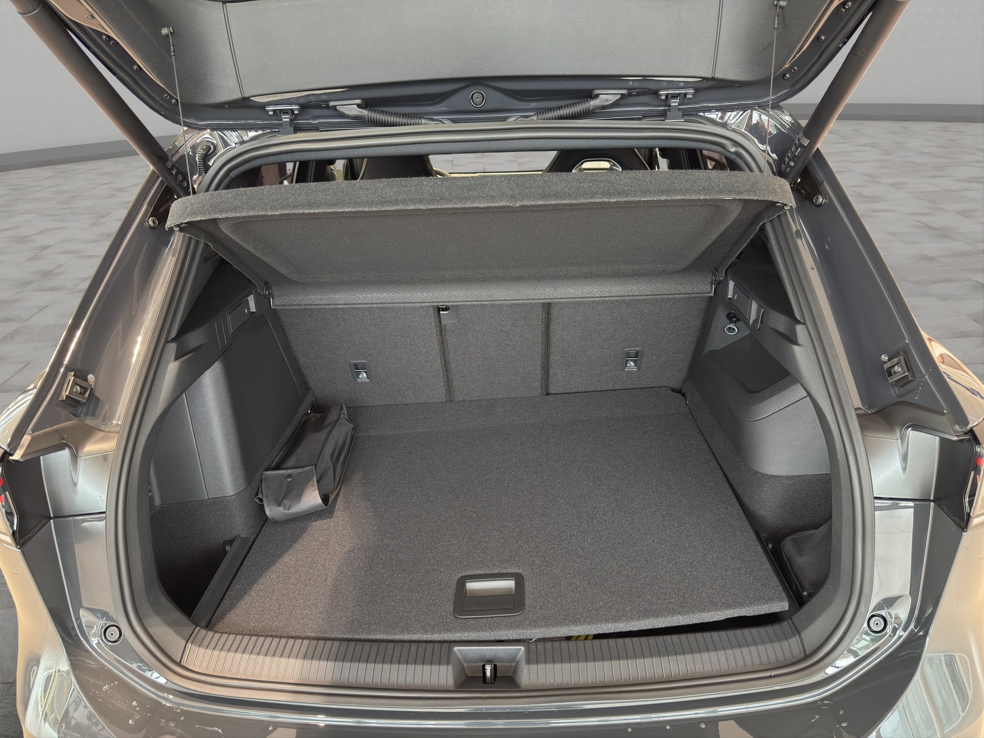 VW Tiguan 1.5 TSI evo2 eHybrid R-Line DSG-image-19