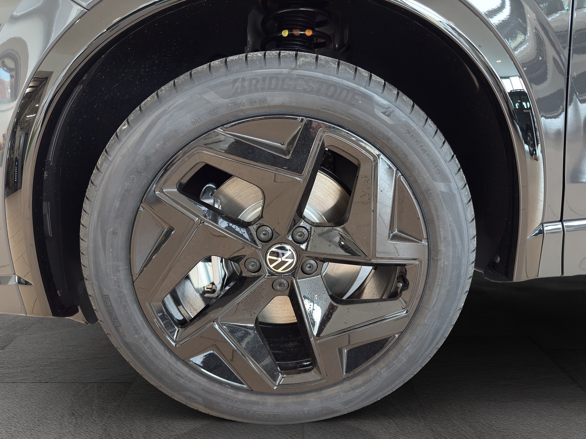 VW Tiguan 1.5 TSI evo2 eHybrid R-Line DSG-image-21
