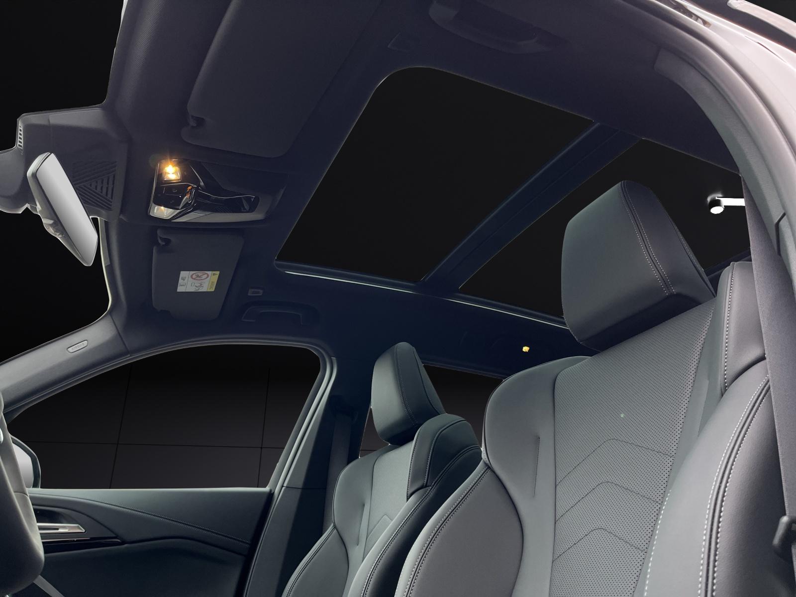 BMW X1 M35i-image-14