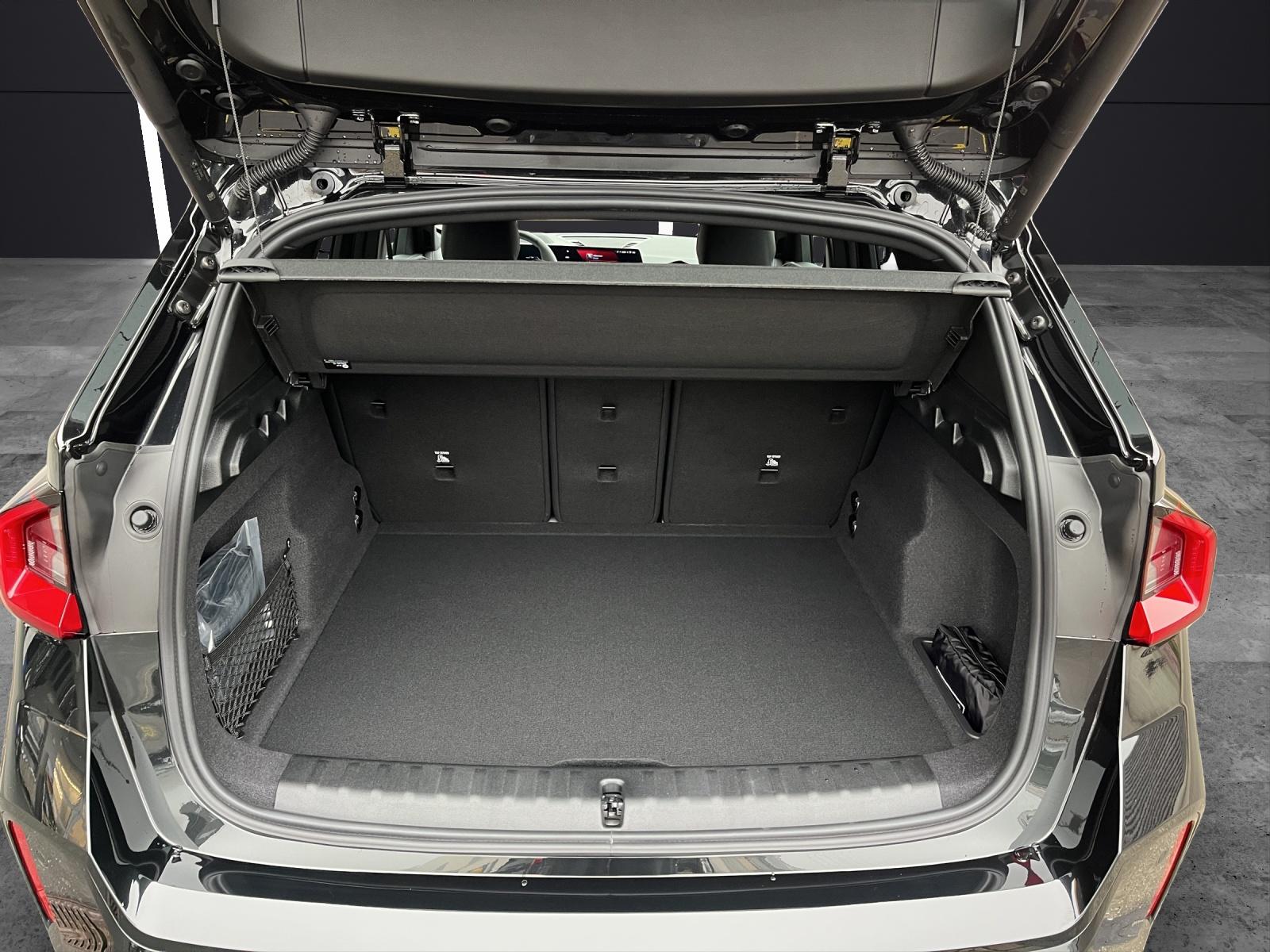 BMW X1 M35i-image-9