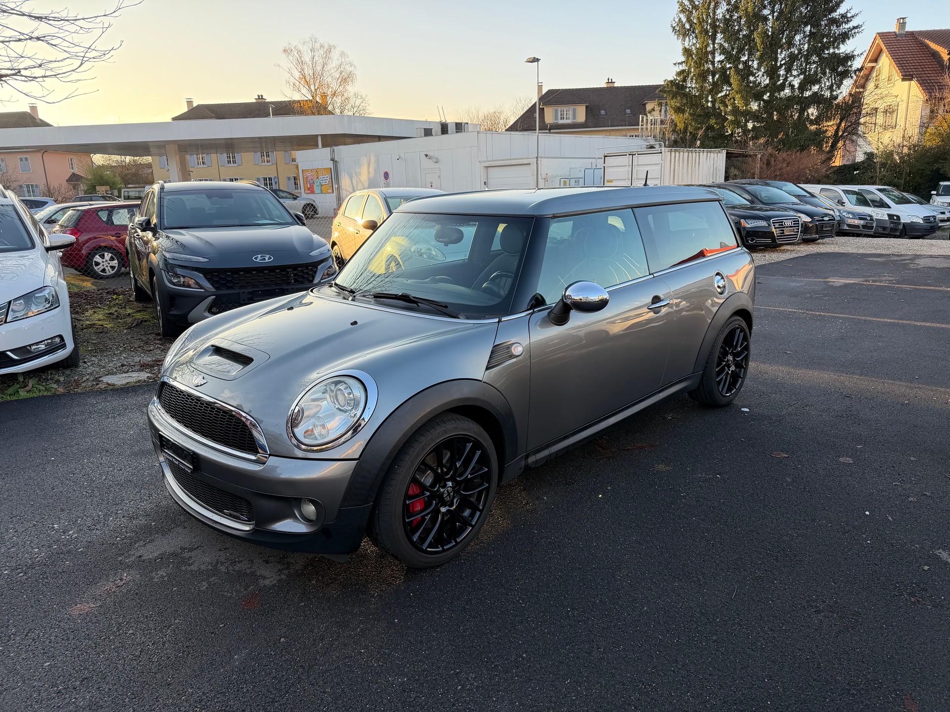 MINI Clubman Cooper John Cooper Works-image-1