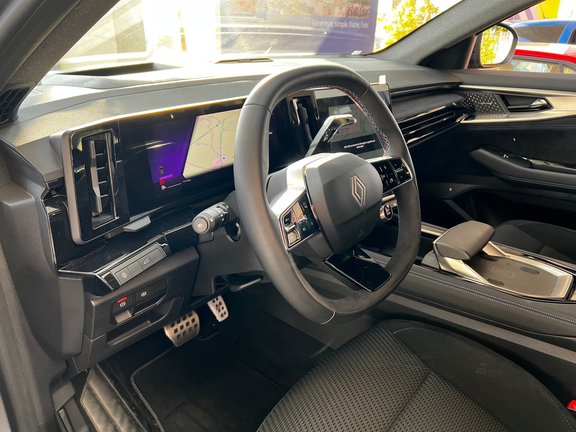 RENAULT Austral iconic esprit Alpine E-Tech-image-5