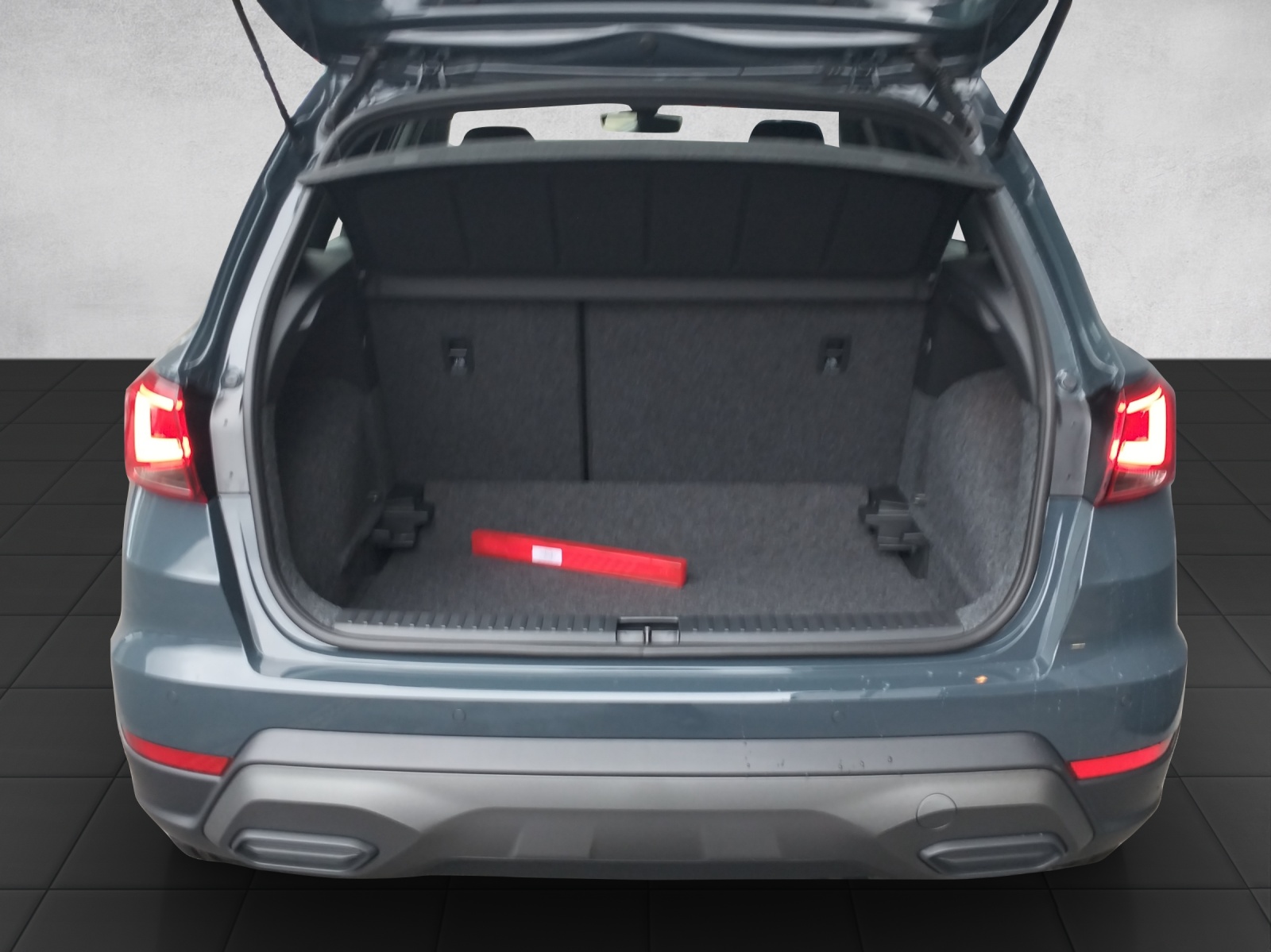 SEAT Arona 1.0 TSI Eco Style DSG-image-9