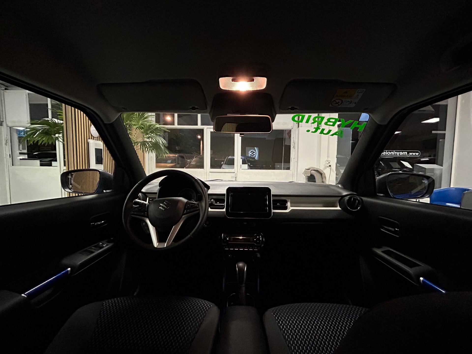 SUZUKI Ignis 1.2 Compact Top Hybrid-image-8