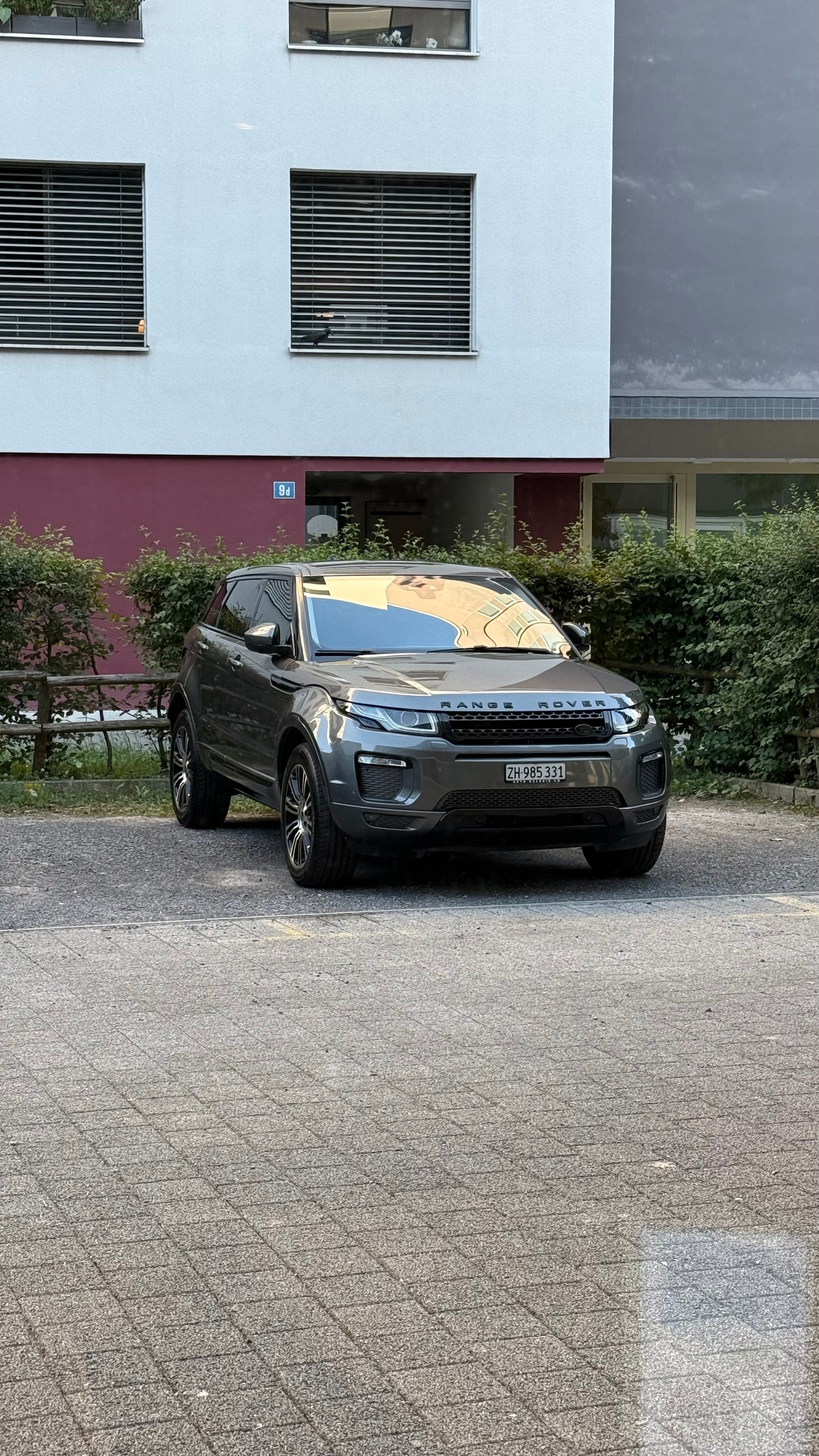 LAND ROVER Range Rover Evoque 2.0 TD4 Pure-image-17