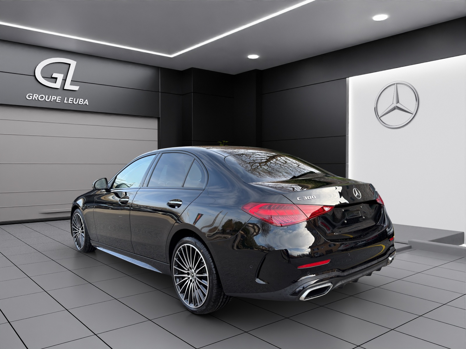 MERCEDES-BENZ C 300 4 Matic-image-3