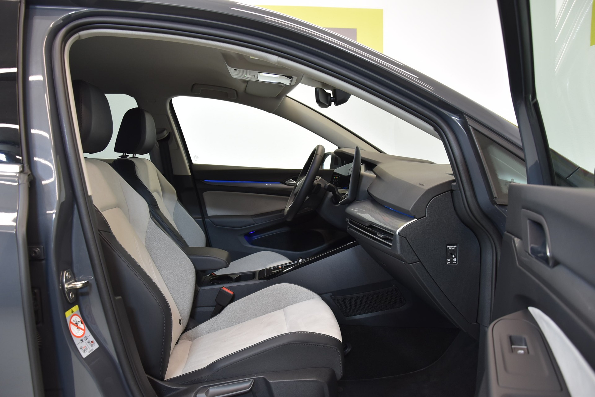VW Golf Variant 2.0 TDI Style DSG-image-3