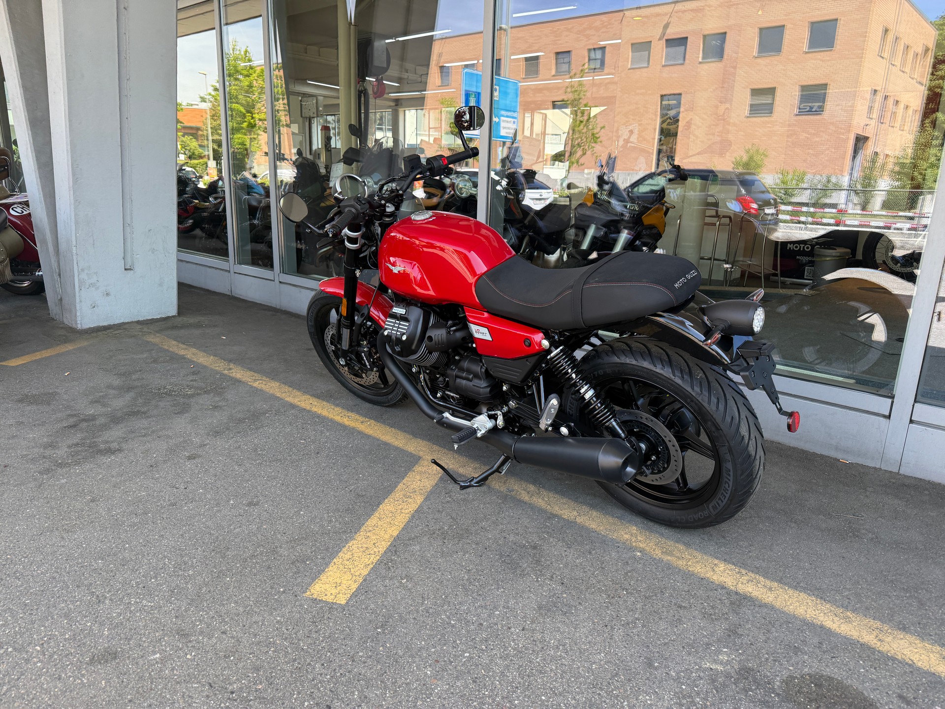 MOTO GUZZI V7 IV 850 Sport E5+-image-8